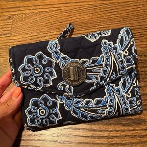 Vera Bradley clutch